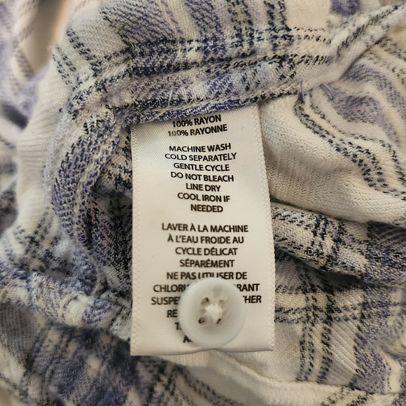BLL NEW YORK Blue and White Plaid Button Down Long Sleeve Soft Size Large - Picture 7 of 7
